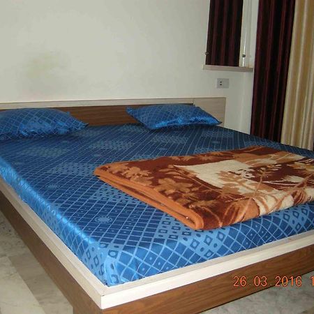 بوبال Sadhna Guest House المظهر الخارجي الصورة