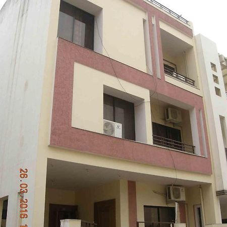 بوبال Sadhna Guest House المظهر الخارجي الصورة