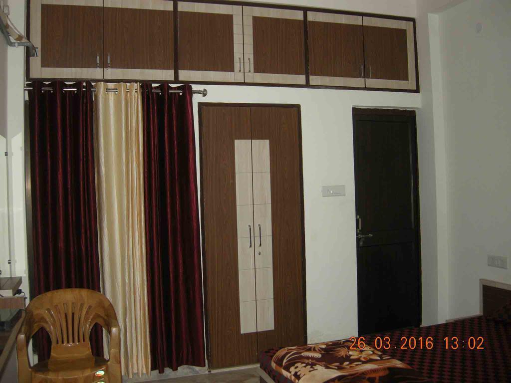 بوبال Sadhna Guest House المظهر الخارجي الصورة