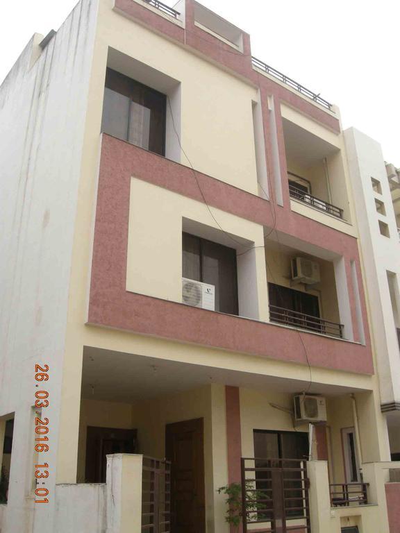 بوبال Sadhna Guest House المظهر الخارجي الصورة